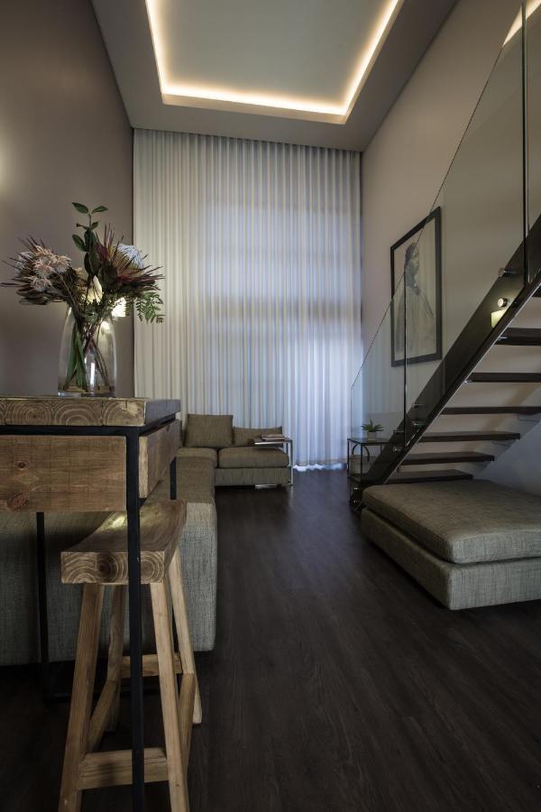 Апартаменты Luxurious Loft With Amazing View Of Table Mountain Кейптаун Экстерьер фото