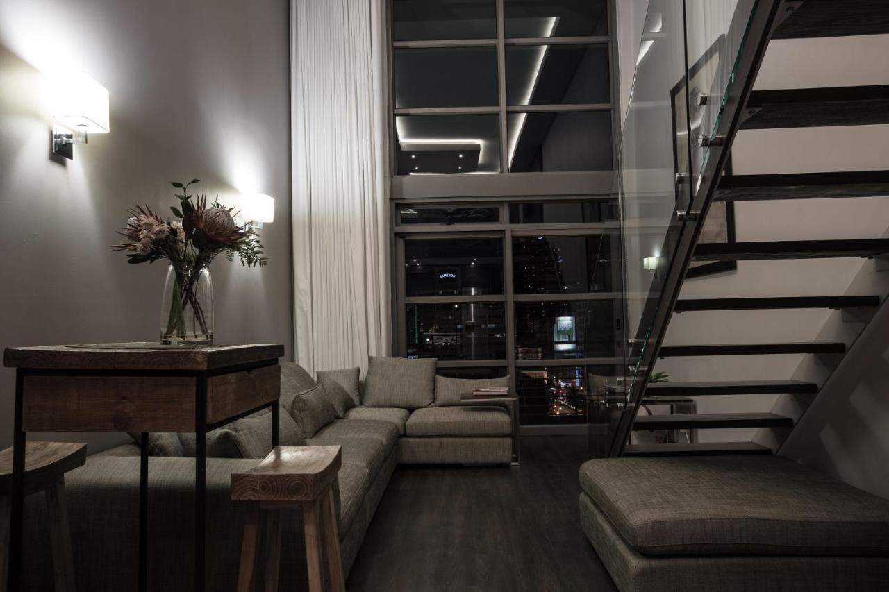 Апартаменты Luxurious Loft With Amazing View Of Table Mountain Кейптаун Экстерьер фото